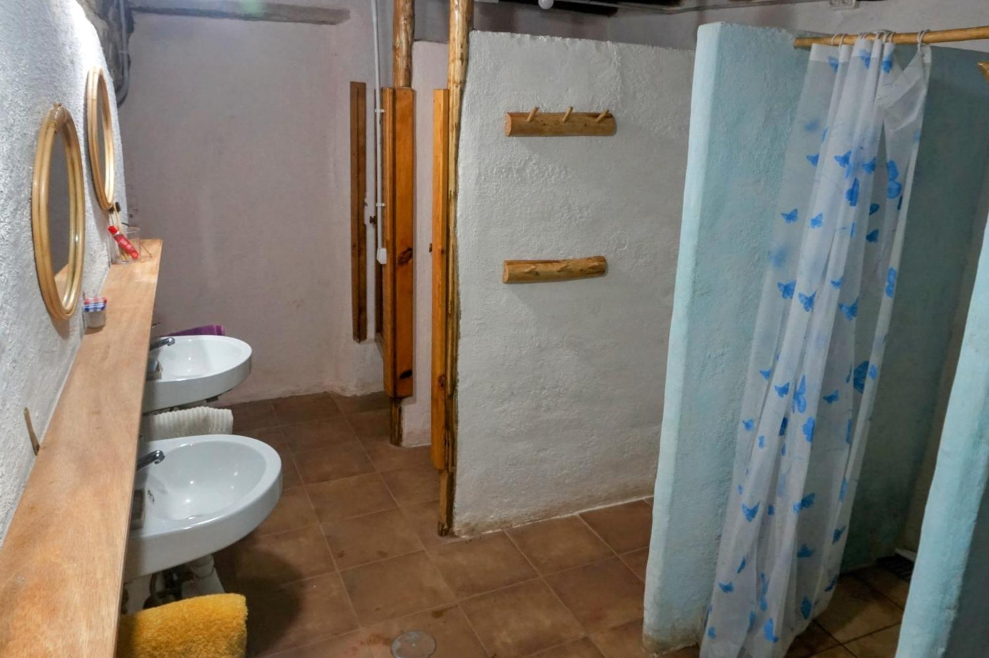 Albergue Del Oso Tierraluz Arbucies Bagian luar foto